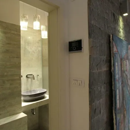 Apartma Artistic In Historical Old Town 2 Ljubljana